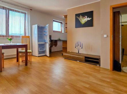 Pronájem bytu, 2+kk, 63 m²