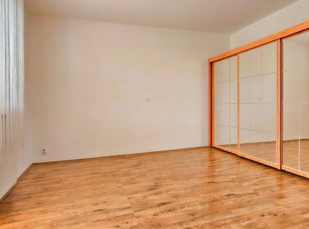 Pronájem bytu, 2+kk, 63 m²