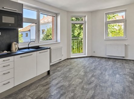 Pronájem bytu, 3+kk, 61 m²
