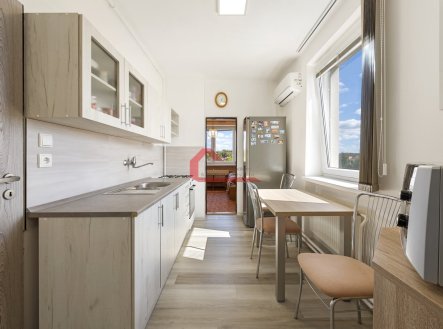 Prodej bytu, 3+1, 64 m²