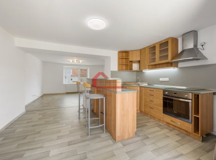 Prodej domu/vily, 299 m²
