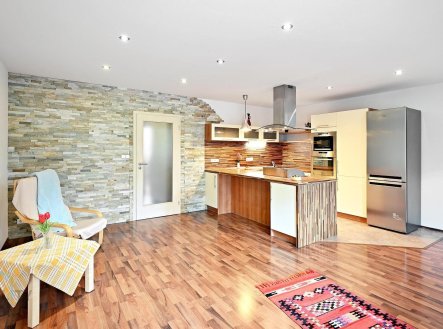 Prodej bytu, 3+kk, 86 m²