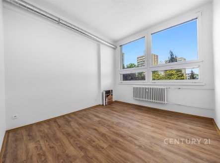 . | Pronájem bytu, 2+1, 37 m²