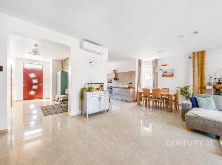 Prodej domu/vily, 246 m²