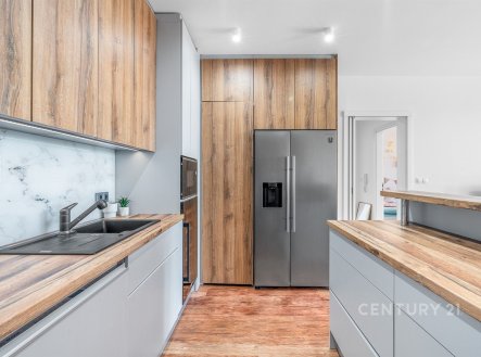 Prodej bytu, 4+kk, 106 m²