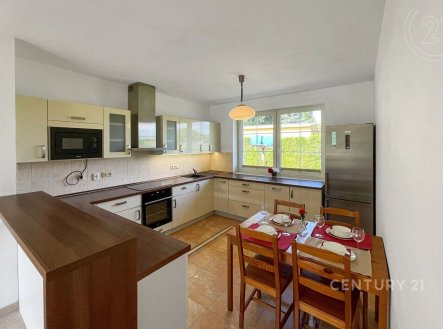 Pronájem domu/vily, 98 m²