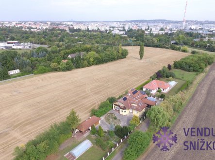 Prodej pozemku pro bydlení, 6 729 m²