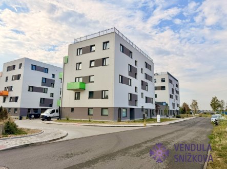 Pronájem bytu, 3+kk, 86 m²