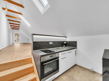 Pronájem bytu, 1+kk, 43 m²
