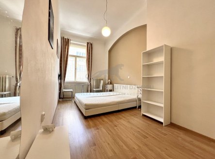 Pronájem bytu, 1+kk, 31 m²