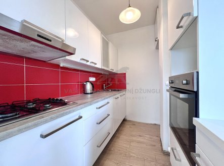 Pronájem bytu, 2+kk, 42 m²