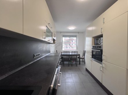 Pronájem bytu, 3+1, 75 m²