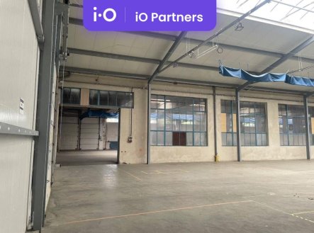 Pronájem skladu, 5 000 m²