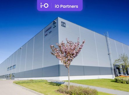 Pronájem skladu, 5 000 m²