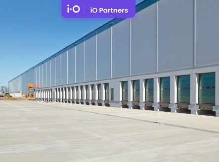 Pronájem skladu, 8 500 m²