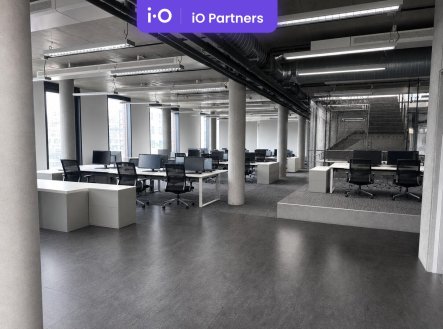 Pronájem kanceláře, 440 m²