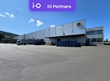 Pronájem skladu, 2 000 m²