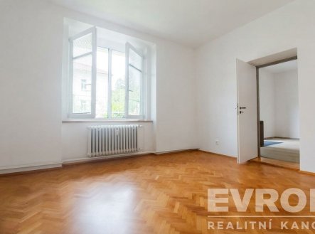 Pronájem kanceláře, 40 m²
