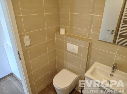 Pronájem bytu, 2+kk, 74 m²