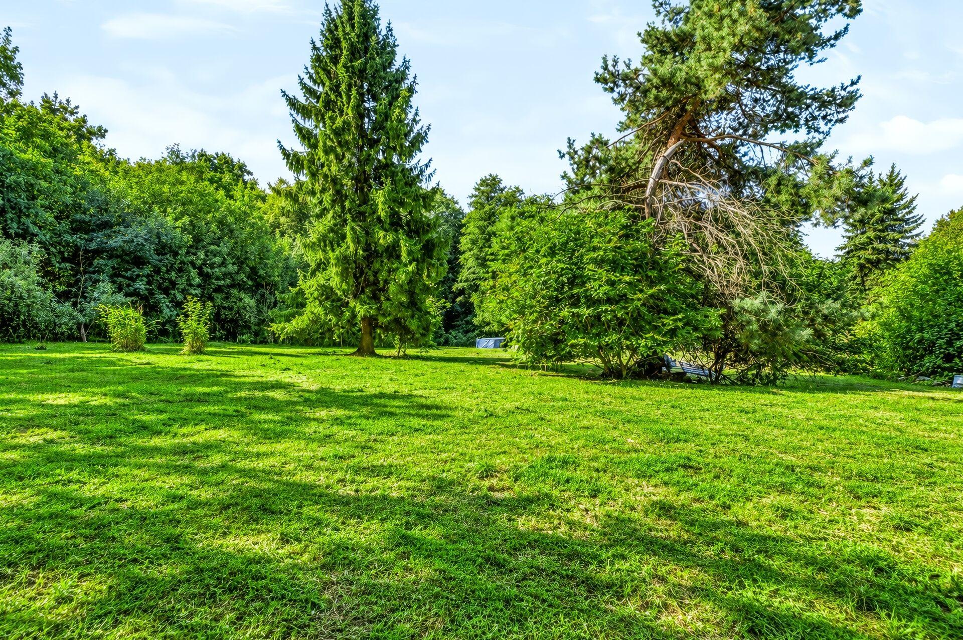 Prodej stavebního pozemku 3 278 m², Ostrava-Radvanice