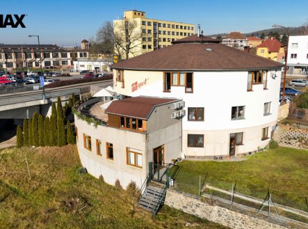 Prodej obchodní prostory, 200 m²