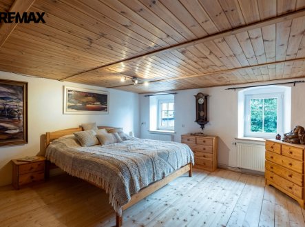 Pokoj 2.NP | Prodej - dům/vila, 180 m²