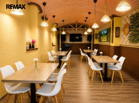 Pronájem restaurace, 298 m²