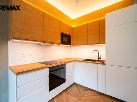 Pronájem bytu, 2+kk, 39 m²