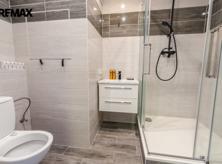 Pronájem bytu, 3+kk, 80 m²