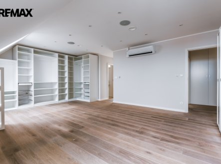 Prodej bytu, 3+kk, 155 m²