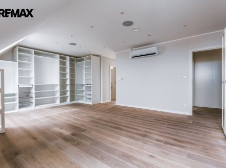 Prodej bytu, 3+kk, 155 m²