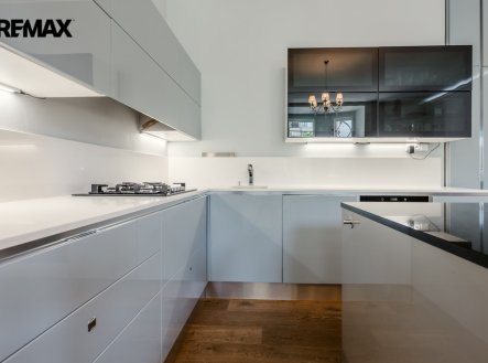 Pronájem bytu, 4+kk, 103 m²