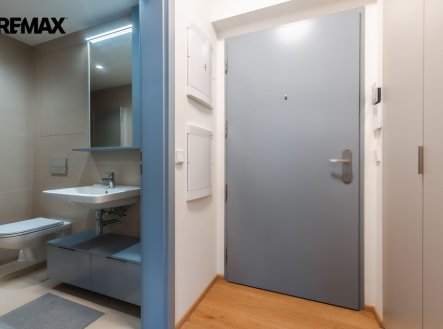 Pronájem bytu, 1+kk, 31 m²