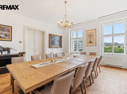 Prodej bytu, 4+1, 139 m²