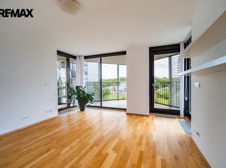 Pronájem bytu, 1+kk, 44 m²