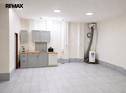 Prodej obchodní prostory, 50 m²
