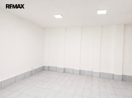 Prodej obchodní prostory, 50 m²