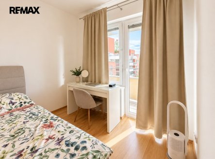 Pronájem bytu, 2+kk, 15 424 m²