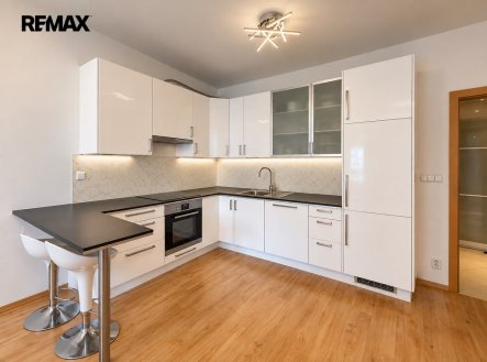 Pronájem bytu, 2+kk, 15 424 m²