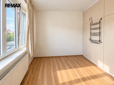 Pronájem bytu, 1+kk, 26 m²