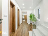 Prodej - dům/vila, 308 m²