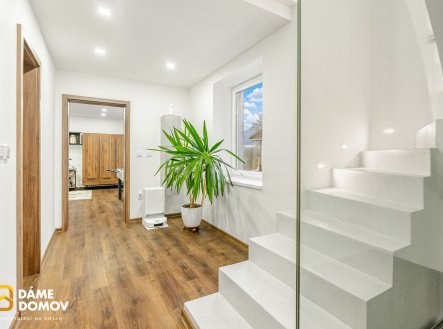 Prodej domu/vily, 308 m²