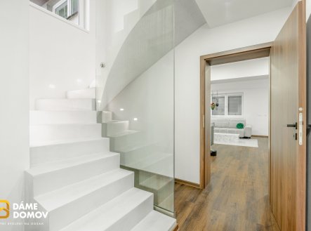 Prodej domu/vily, 308 m²