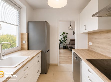 Pronájem bytu, 3+1, 82 m²