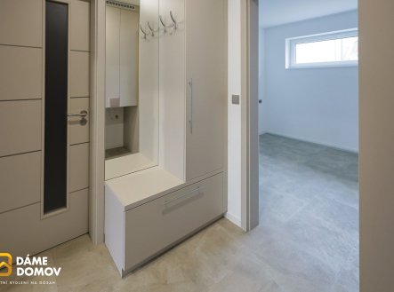 Pronájem bytu, 2+kk, 63 m²