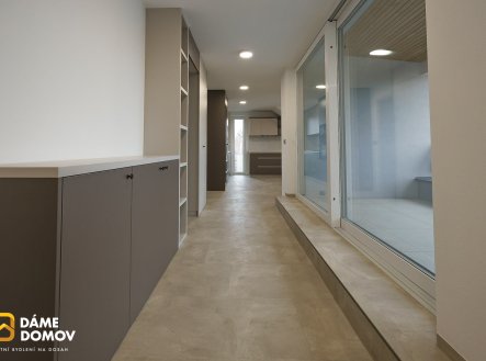 Pronájem bytu, 3+1, 129 m²