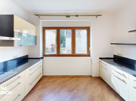 Pronájem bytu, 3+1, 77 m²