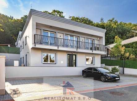 Prodej kanceláře, 440 m²
