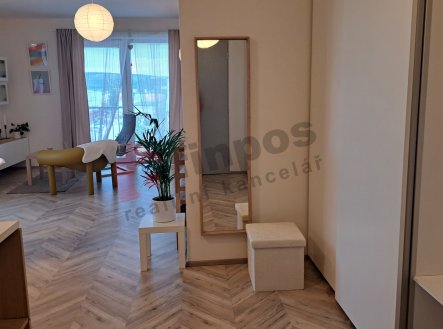 Pronájem bytu, 1+kk, 40 m²
