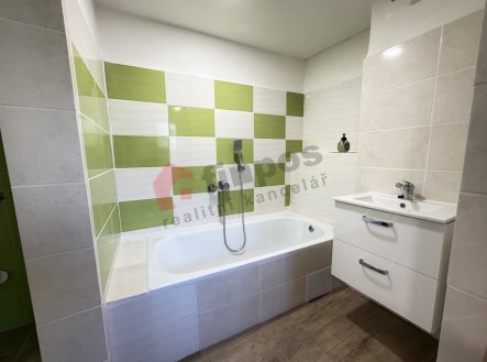 Pronájem bytu, 3+1, 66 m²
